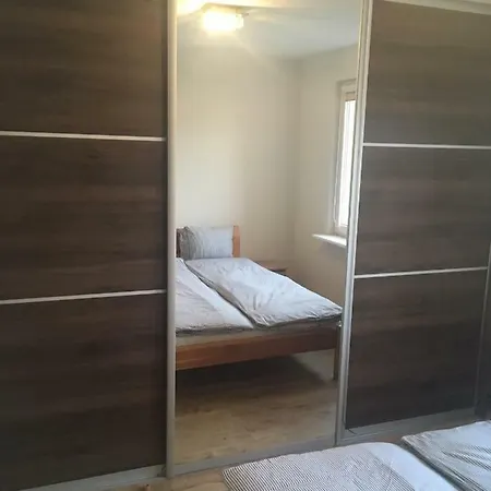 公寓 Apartament Sucharskiego *